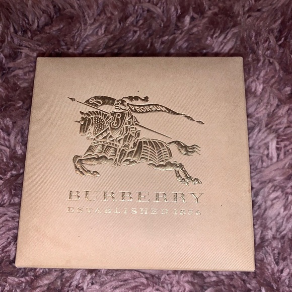 Burberry Watch - Picture 3 of 6